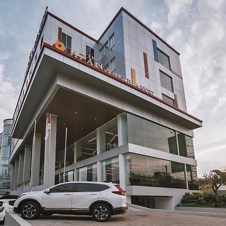 The Azana Hotel Airport Semarang Esterno foto